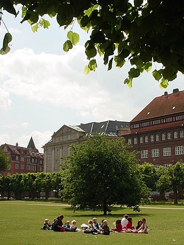 20251103-q05ai 20251103-q05ai