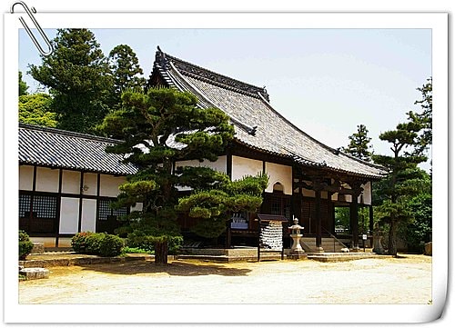 20251103-f9nye 20251103-f9nye