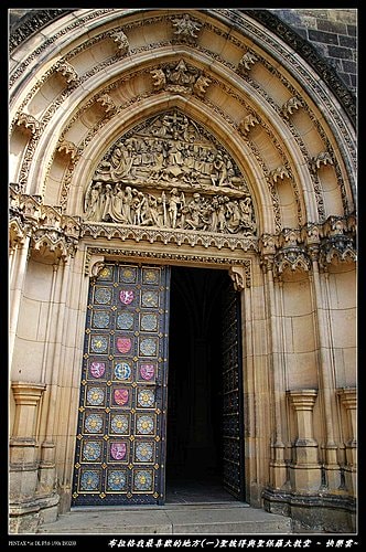 20251103-8oiex 20251103-8oiex