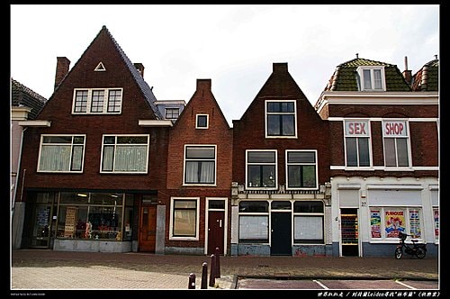 20251103-b8750 20251103-b8750