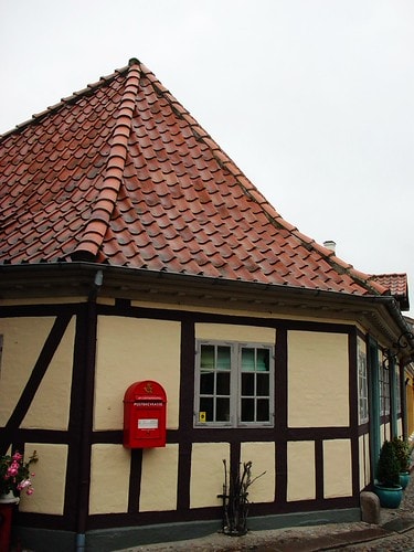 20251103-h2eiy 20251103-h2eiy