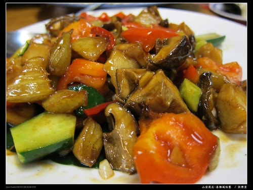 20251103-zed5m 20251103-zed5m