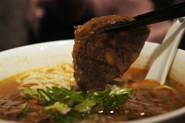 20251103-1aje5 20251103-1aje5