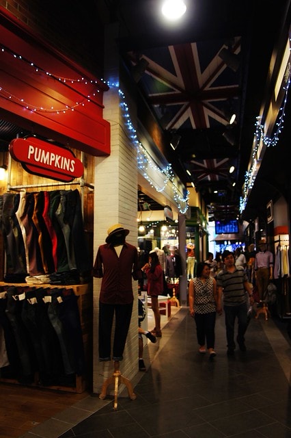 20251103-qnv4y 20251103-qnv4y