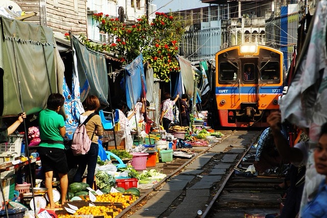 20251103-ytx8q 20251103-ytx8q