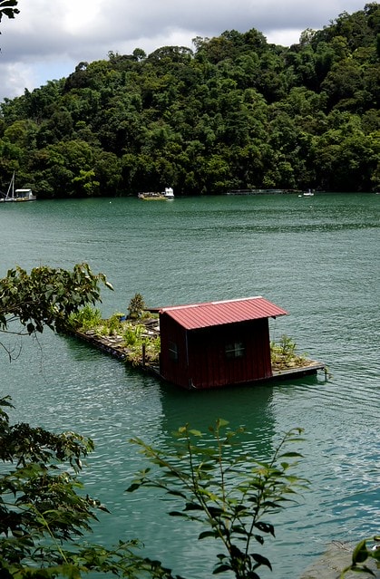 20251103-6v4zz 20251103-6v4zz