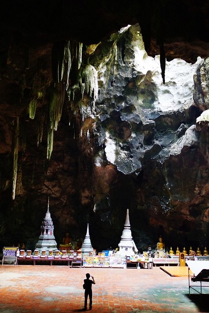 20251103-cm9vq 20251103-cm9vq