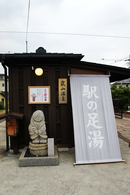 20251103-i7k69 20251103-i7k69