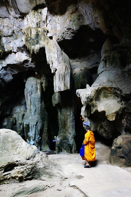 20251103-poyvp 20251103-poyvp