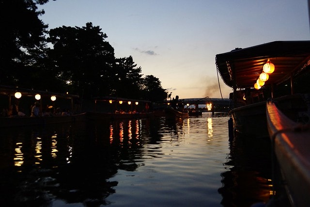 20251103-58u4x 20251103-58u4x