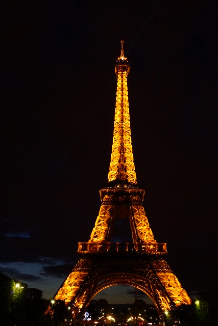 20251103-zqtkv 20251103-zqtkv