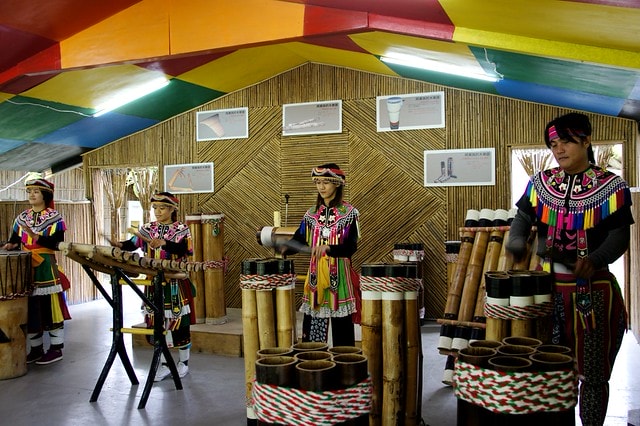 20251102-44kv1 20251102-44kv1