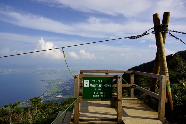 20251102-ac9gq 20251102-ac9gq