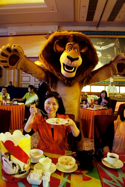 20251102-kqpb8 20251102-kqpb8