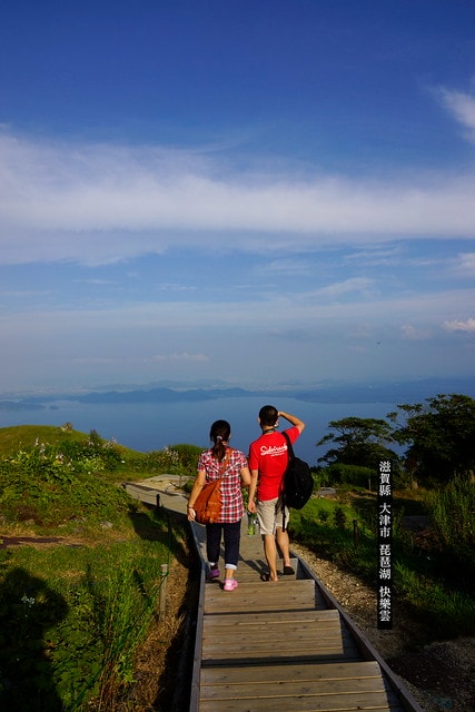 20251102-x2tjr 20251102-x2tjr