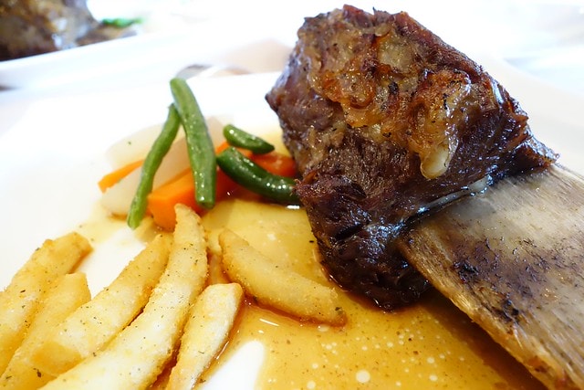 20251102-h3qzn 20251102-h3qzn