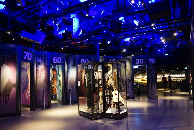 20251102-16yec 20251102-16yec