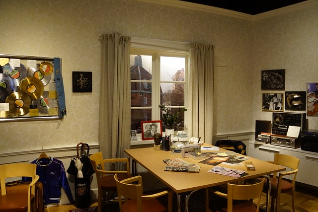 20251102-6fd7p 20251102-6fd7p