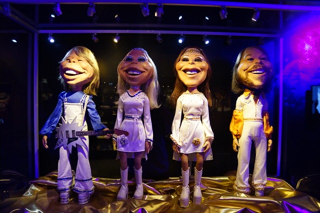 20251102-e1avx 20251102-e1avx