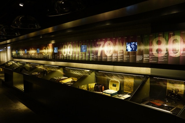 20251102-exqw9 20251102-exqw9