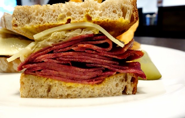 20251102-nu9af 20251102-nu9af