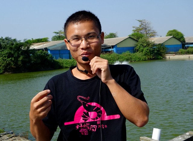 20251102-69gmv 20251102-69gmv