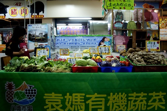 20251102-jy1lj 20251102-jy1lj