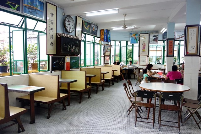 20251102-4dq6l 20251102-4dq6l