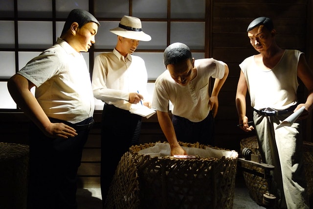 20251102-54nl0 20251102-54nl0