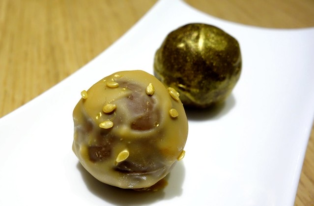 20251102-8bzi0 20251102-8bzi0