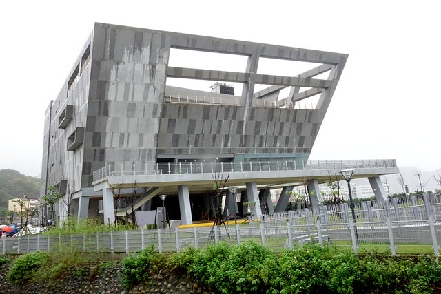 20251102-njwj0 20251102-njwj0