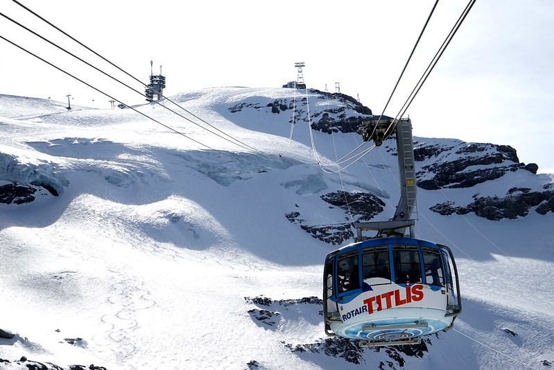 20251102-hviqf 20251102-hviqf