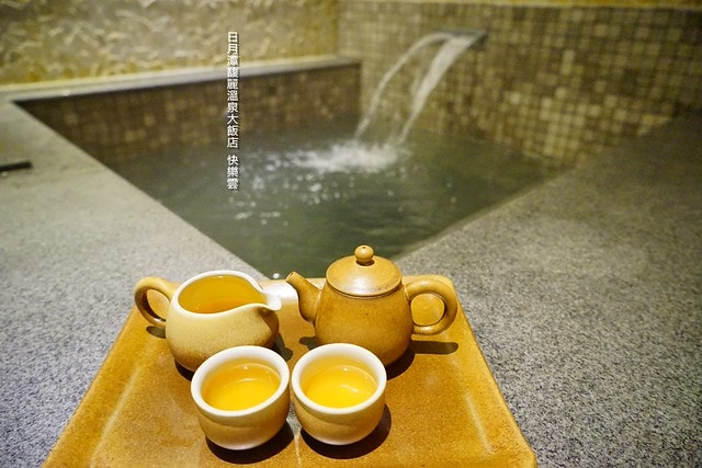 20251102-65hvu 20251102-65hvu