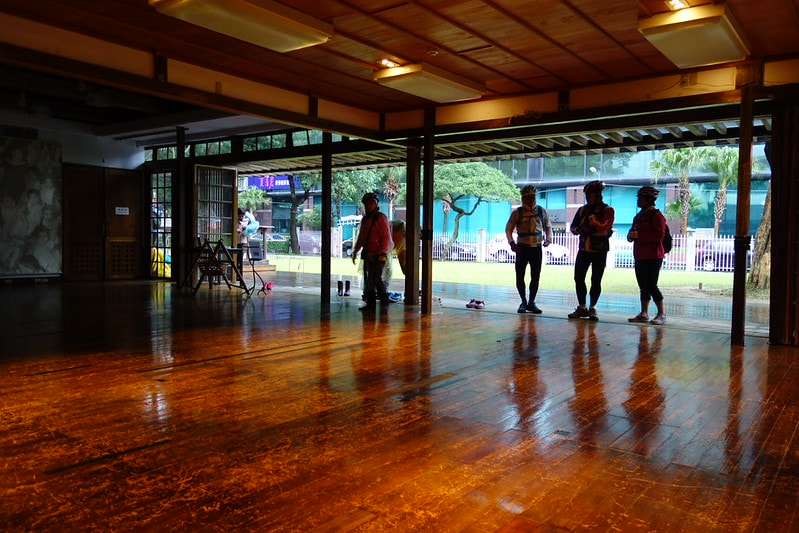 20251102-q9ria 20251102-q9ria