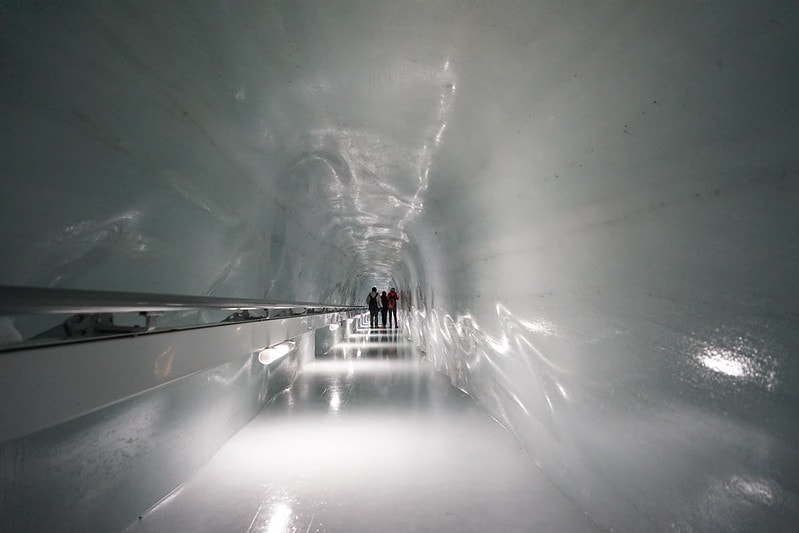 20251102-6wnfi 20251102-6wnfi