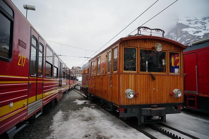 20251102-8lk4t 20251102-8lk4t