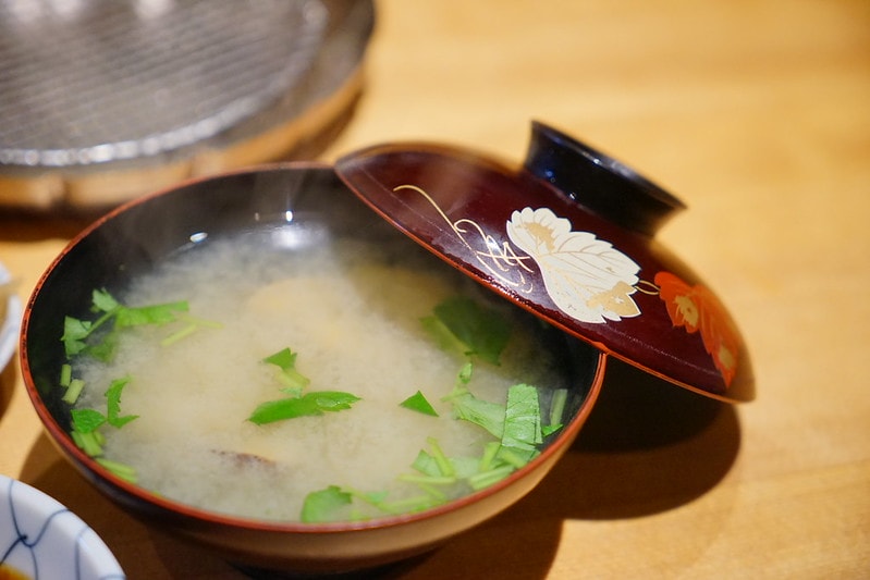 20251102-6yb5c 20251102-6yb5c