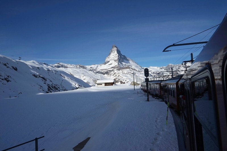 20251102-nkov8 20251102-nkov8