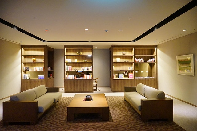 20251102-02v4t 20251102-02v4t