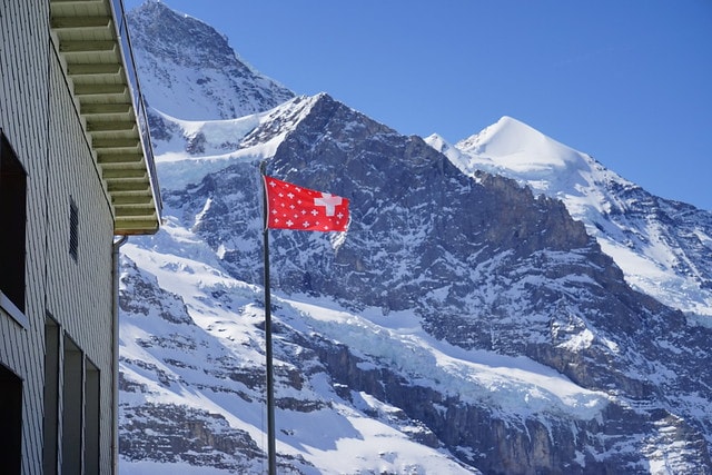 20251102-3uhj4 20251102-3uhj4