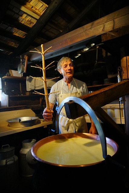 20251102-4loey 20251102-4loey