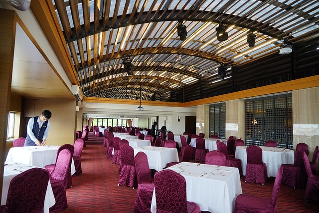 20251102-d0qmu 20251102-d0qmu