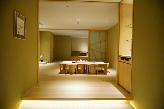 20251102-n2mi7 20251102-n2mi7