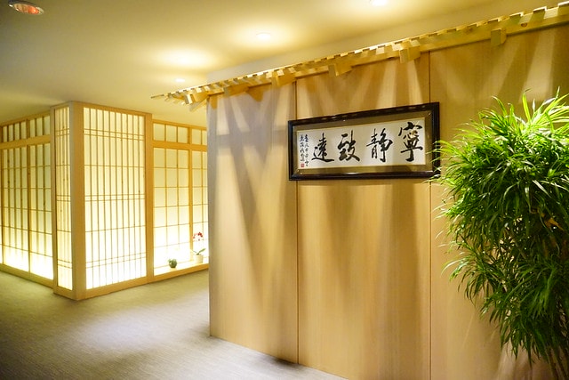 20251102-nqqm9 20251102-nqqm9