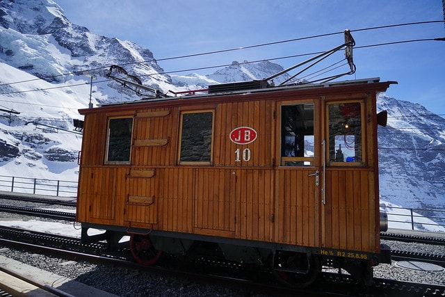 20251102-nx6yz 20251102-nx6yz