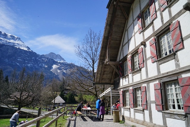 20251102-q6pwc 20251102-q6pwc