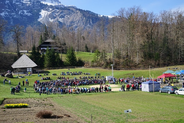 20251102-ui7bg 20251102-ui7bg