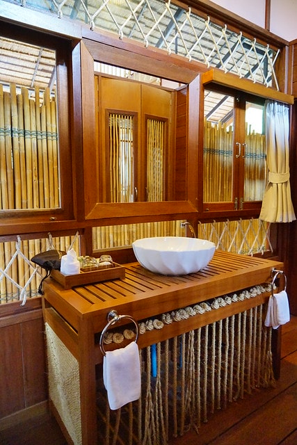 20251102-13dgx 20251102-13dgx