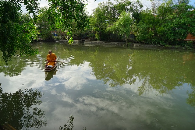 20251102-jrzxp 20251102-jrzxp