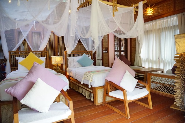 20251102-xky4d 20251102-xky4d